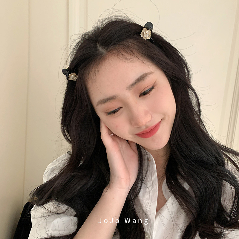 Camellia hair clips, Korean spring and summer flower bangs clips, pearl grab clips, small princess hair clips, ins side clips full figure