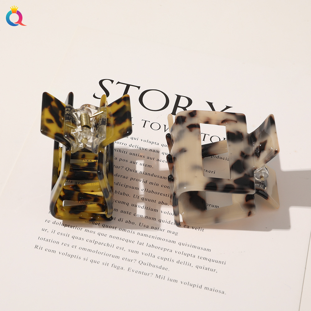 Qiyue Accessories Acetate Board, popular retro tortoiseshell hair accessories for girls, large and simple acrylic hair clips Application Scenario