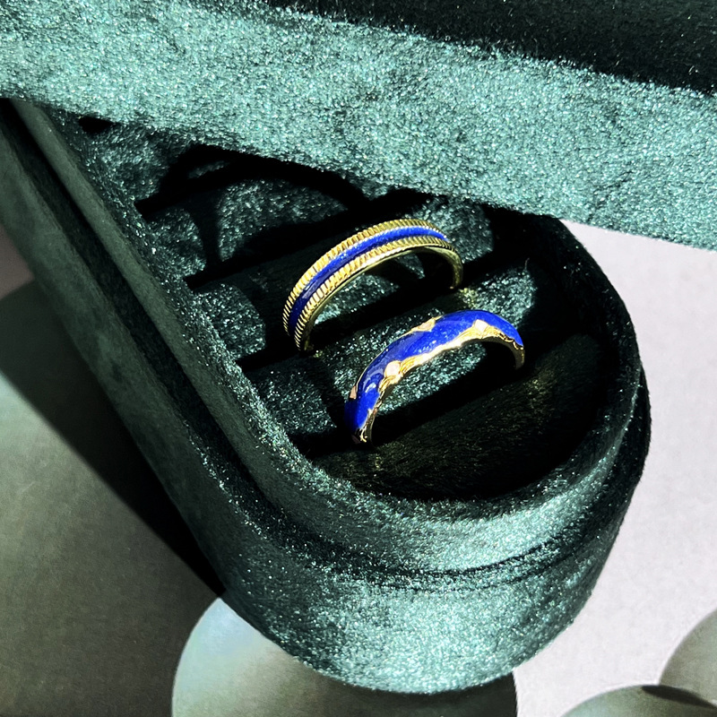 Simple and romantic starry sky blue drip glaze personalized open ring for women, fashionable and niche design sense, cold style couple ring Application Scenario