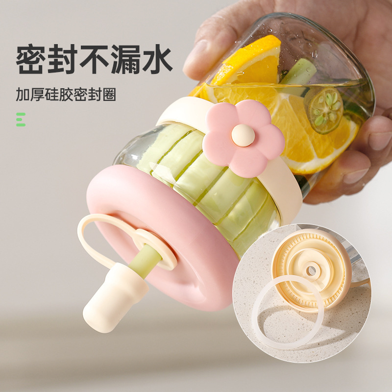 Flower cup, Internet celebrity, high appearance level glass cup, department store cup, portable gift, traffic diversion advertisement, opening straw cup, water cup Application Scenario