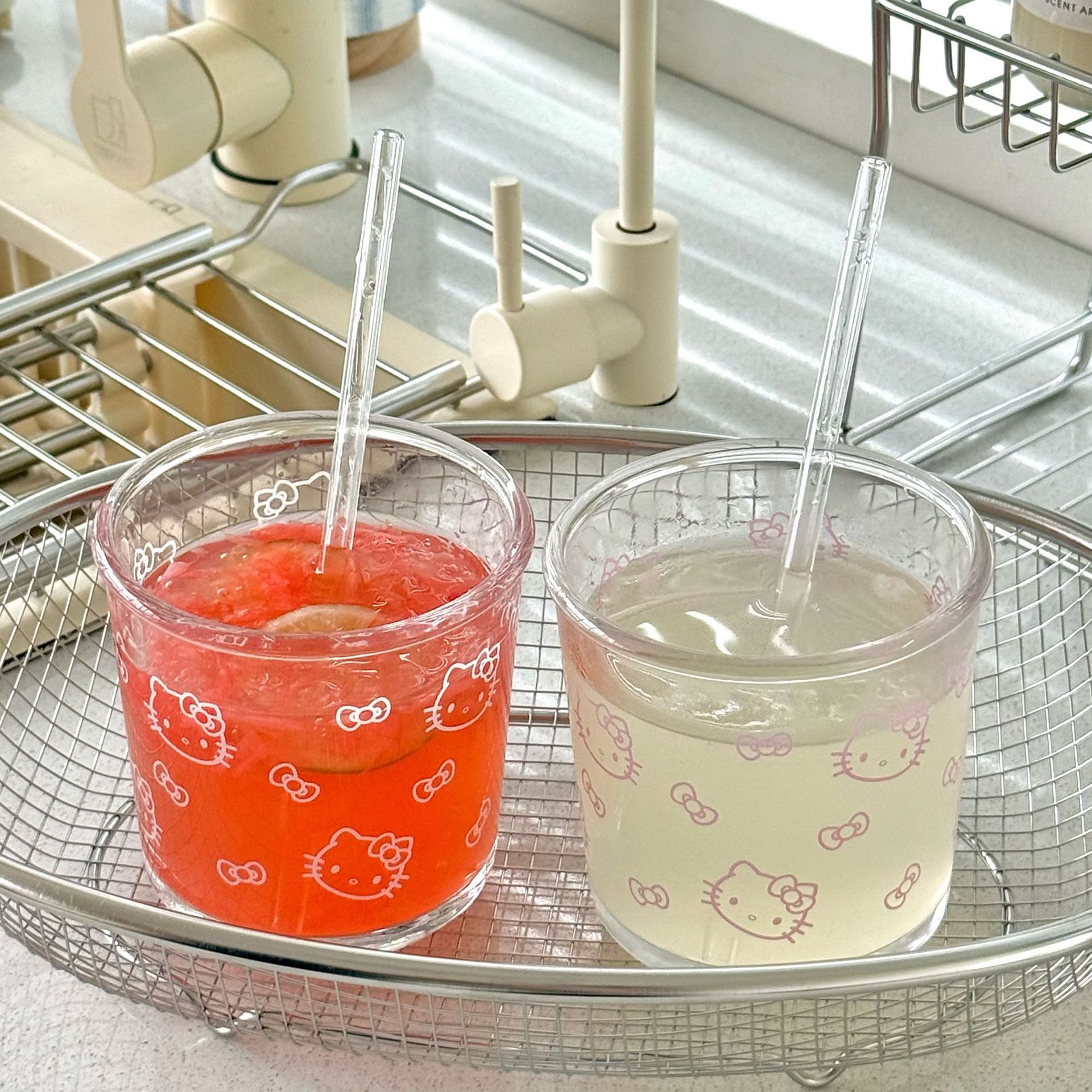kt glass cup, cold brew cup, coffee cup, high appearance level girls' water cup, summer drinking cup, dessert cup, oat cup Application Scenario