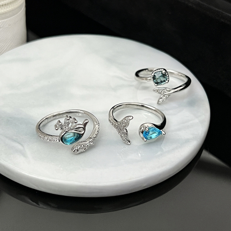 Fashionable new dreamy blue little whale, elegant and unique open ring, sweet and cool fishtail, simple and exquisite index finger ring details Picture