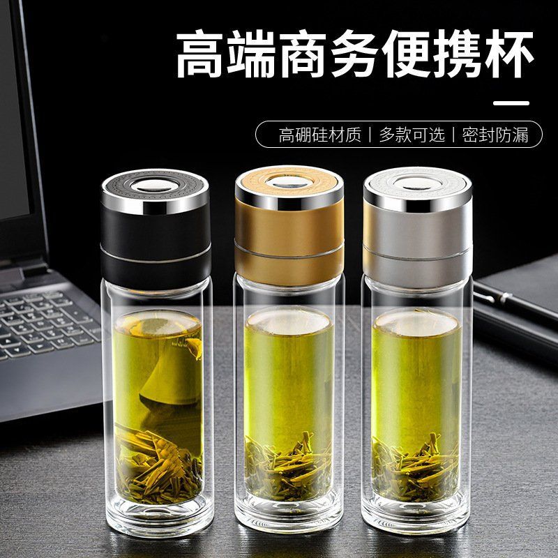 One-click lid opening quick-opening tea water separation cup, high borosilicate glass cup, men's car water cup, high-end tea brewing cup Application Scenario