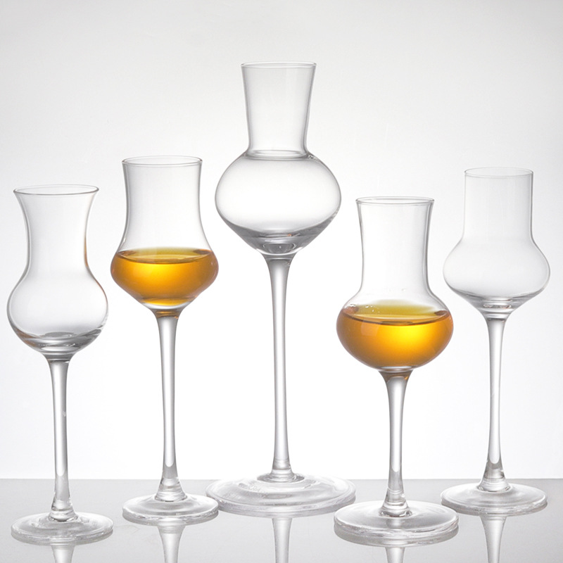 Wholesale household whisky aroma cups, commercial high-footed tasting cups, crystal glass cups, high-end spirits cups for restaurants full figure