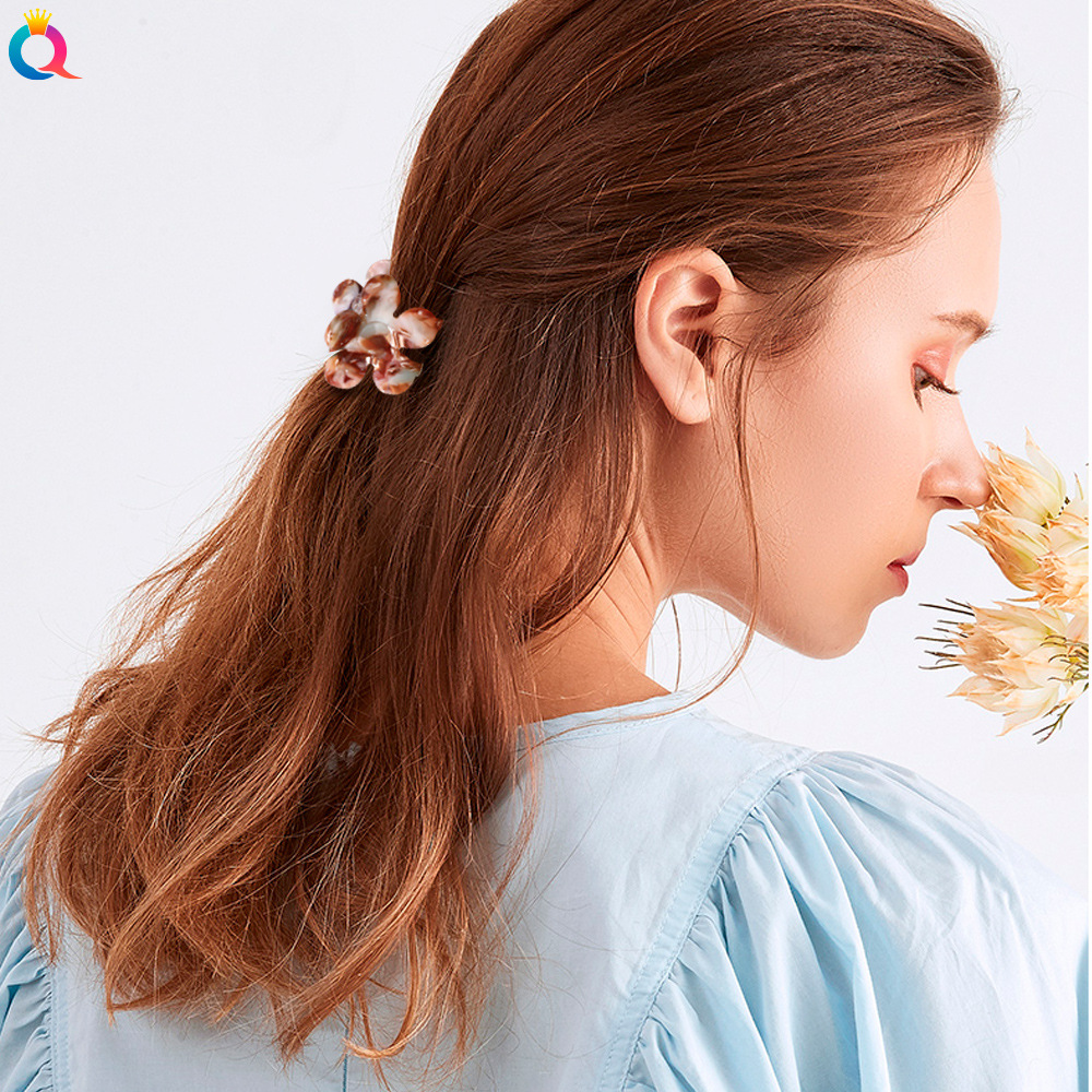 Qiyue's popular acetate hair clip, a small Korean-style hair accessory, a trendy and elegant flower bun hair clip, a fresh and girlish clip details Picture