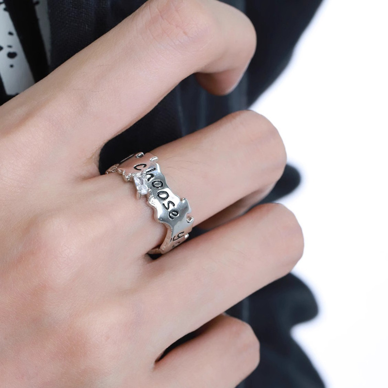 Simple, unique and niche letter-shaped zircon open ring, fashionable and high-end couple ring, exquisite and versatile ring Specification drawing