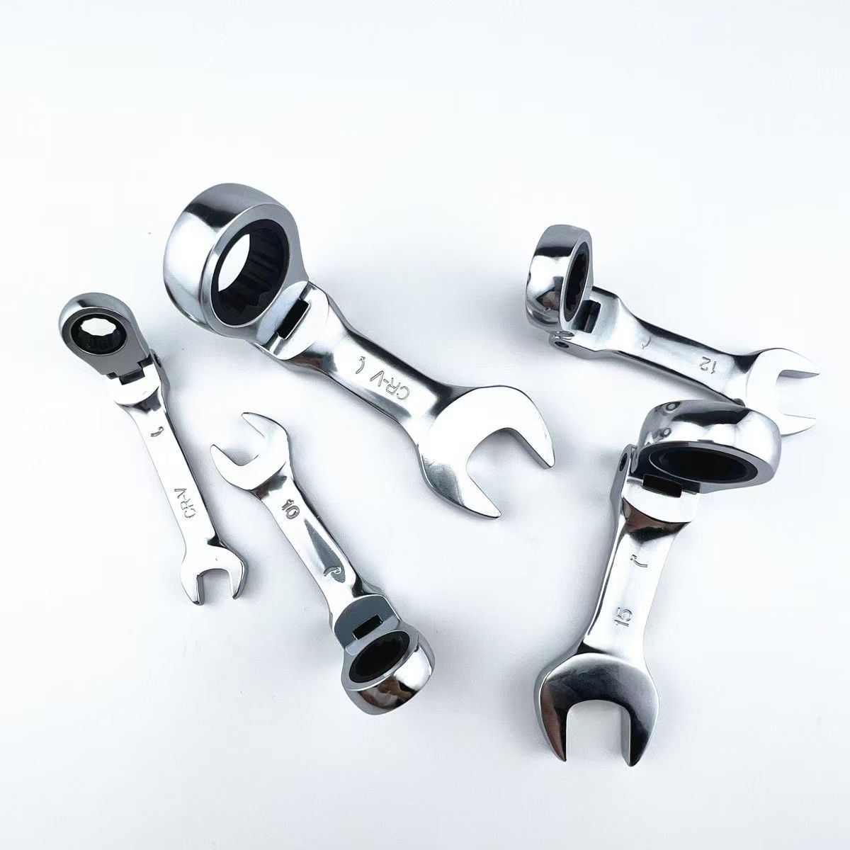 Short-handled adjustable ratchet wrench, quick bidirectional dual-purpose, open-end plum blossom mini plate, mirror-polished, 6-19mm size Application Scenario