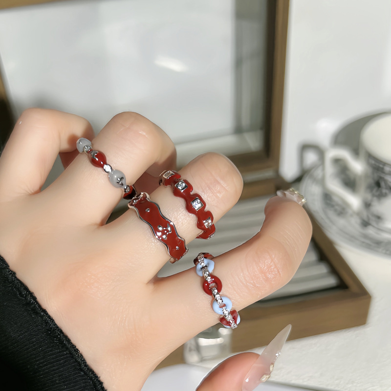 Korean Ankela red drip glaze fashionable niche ring for women, retro layering style, whitening and elegant exquisite index finger ring details Picture