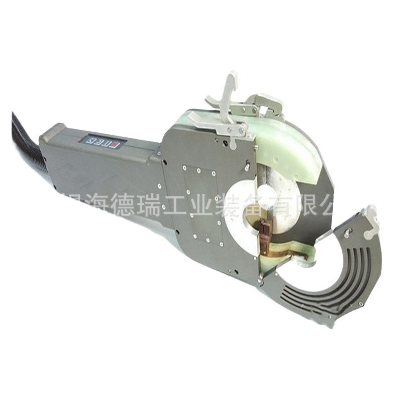 The magnetic pipe automatic welding trolley is a precise and mobile gas protection welding machine specifically designed for outdoor oil pipelines Item Picture