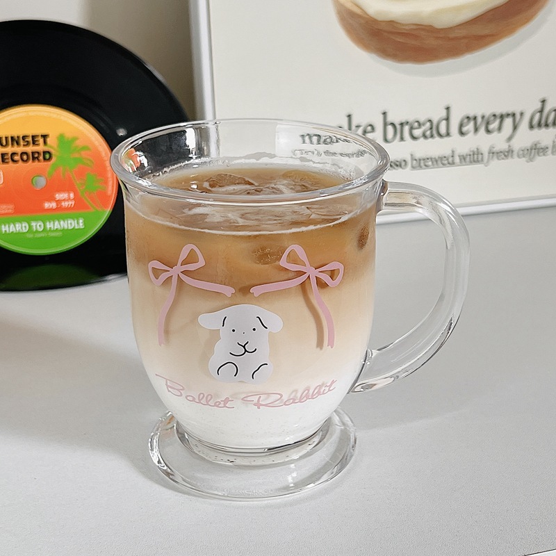 Ins-style high-appearance-level glass water cups, cartoon couple coffee cups, girls' water cups, cartoon girlish glass cups Specification drawing