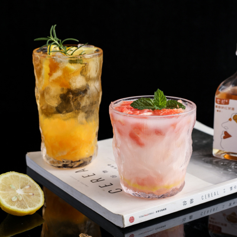 ins Nordic retro glacier glass cups, high-end home embossed hammer-patterned foreign wine glasses, tea cups, juice and coffee cups Application Scenario