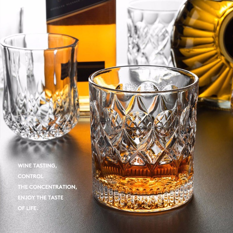 Embossed whisky glasses with high appearance standards, high-end household glass wine glasses, bar and KTV classical spirits wine glasses Application Scenario