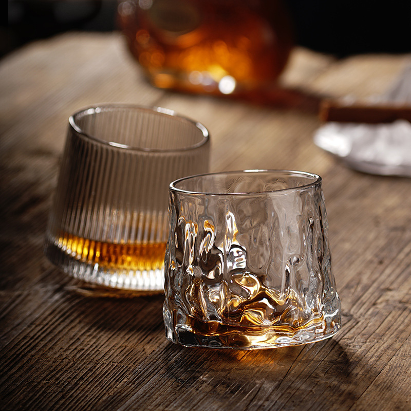 Wholesale of Japanese-style rotating whisky glasses, high-end glass wine glasses, untophable dolls, 260ml beer glasses and rotating cups Specification drawing