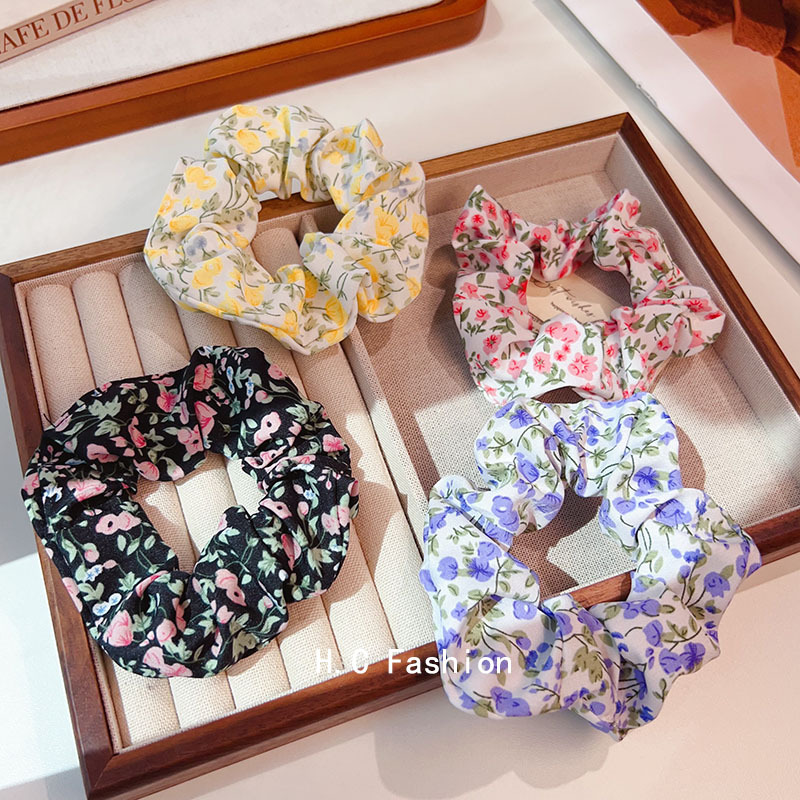 Korean retro leopard print hair band, large intestine band, simple and elegant hair tie, popular rubber band, women's hair tie, versatile hair accessory Specification drawing