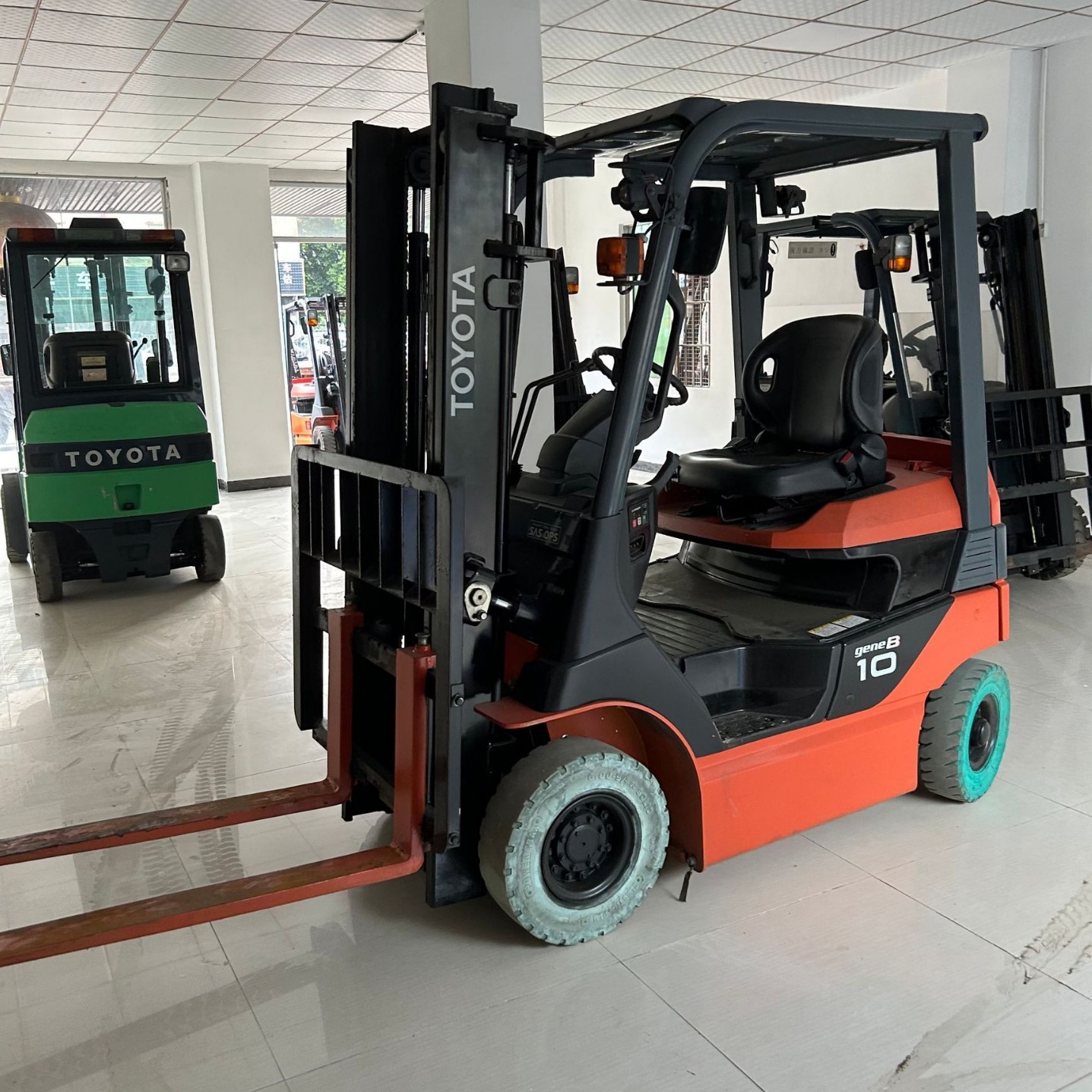 8FB10 TOYOTA electric forklift, original Toyota forklift, 1-ton Toyota electric forklift Specification drawing
