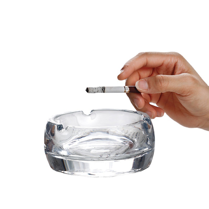 Creative and personalized large-sized high-end ashtray, glass, fashionable European-style living room, home and office, simple round ashtray Item Picture