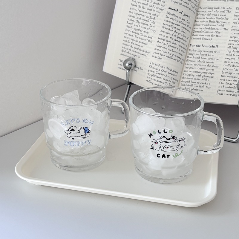 Ins-style cartoon creative glass cups, student juice cups, milk cups, coffee cups, breakfast cups Specification drawing