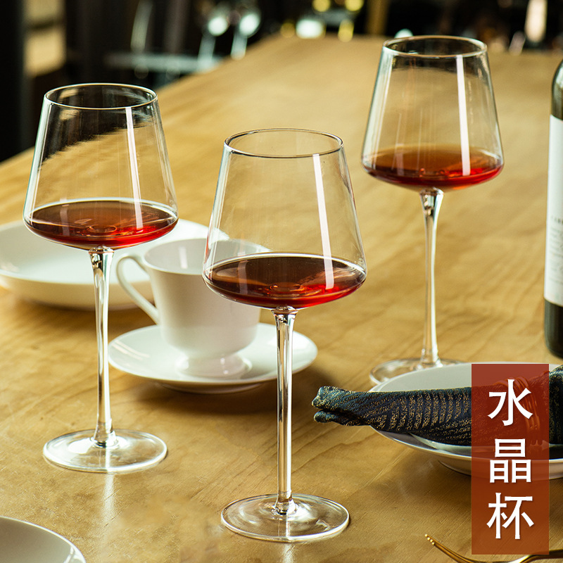 High-end glass wine glass sets, European-style glass cups, tall glasses, creative wine glasses, decanters, wine utensils for home use full figure