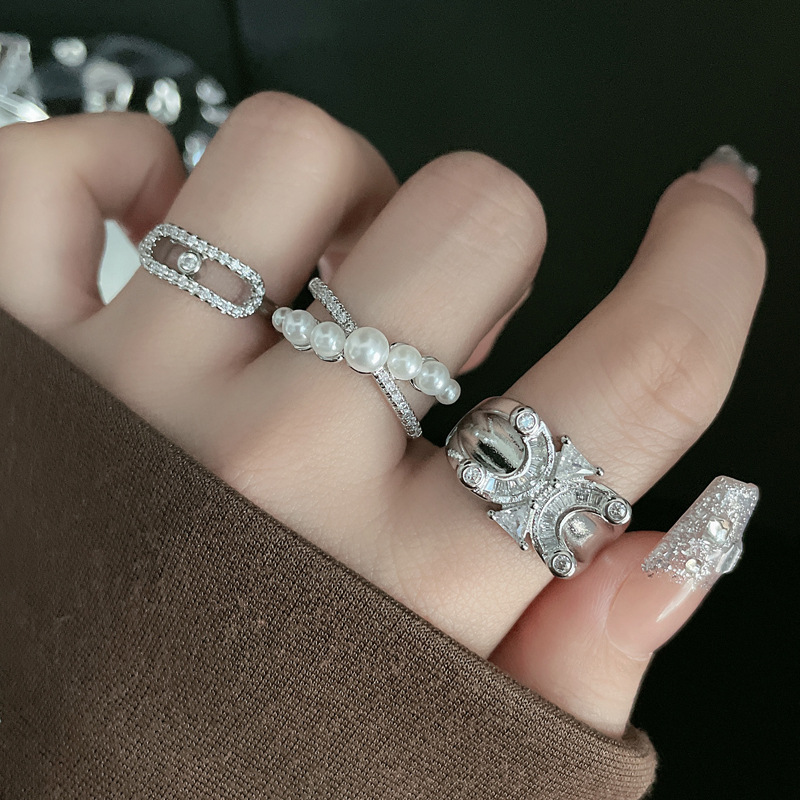 European and American ins letter diamond-encrusted high-end ring, niche design sense pin, exquisite pearl cross opening ring Specification drawing