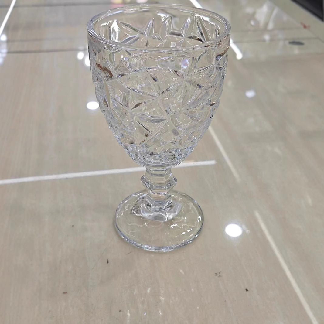 ins Red wine glass set: Home European wine glasses, Champagne glasses, European crystal glass goblets full figure