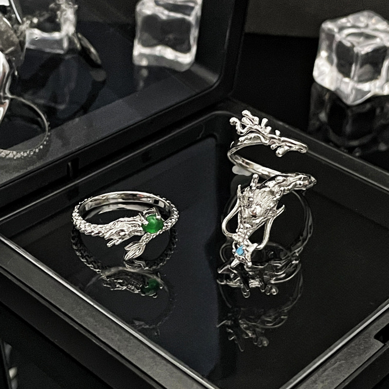 Unique dragon-shaped open ring for the zodiac year for women on Instagram, with a cold, niche, high-end, exquisite and fashionable personality Application Scenario