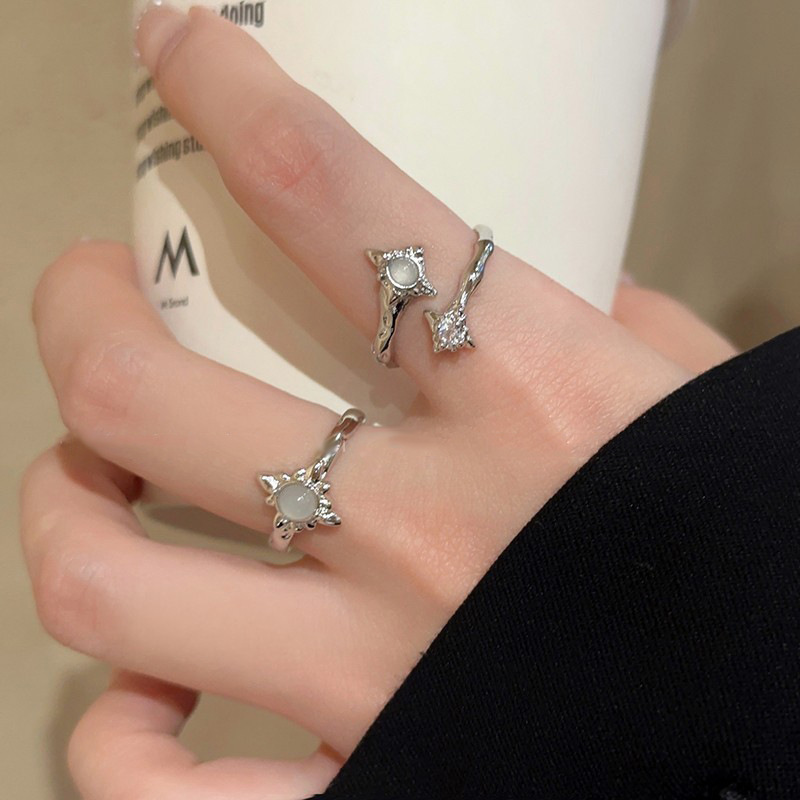 Irregular starlight moonstone open ring, simple and cold style for women, adjustable ring, fashionable plain ring index finger ring Application Scenario