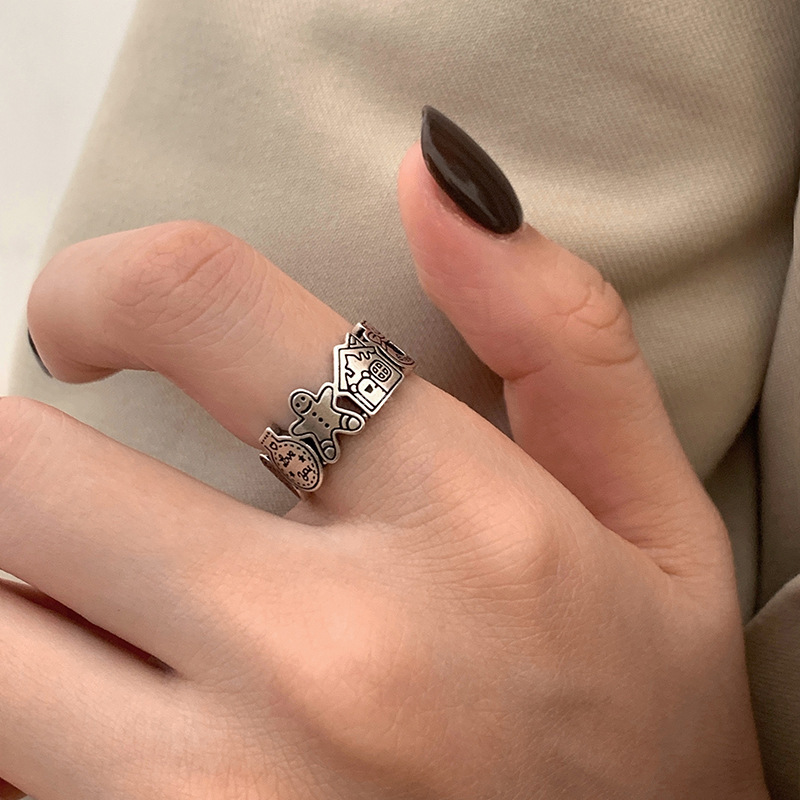 Retro and aged cartoon character open ring, female Instagram hip-hop adjustable index finger ring, cold style high street ring Application Scenario