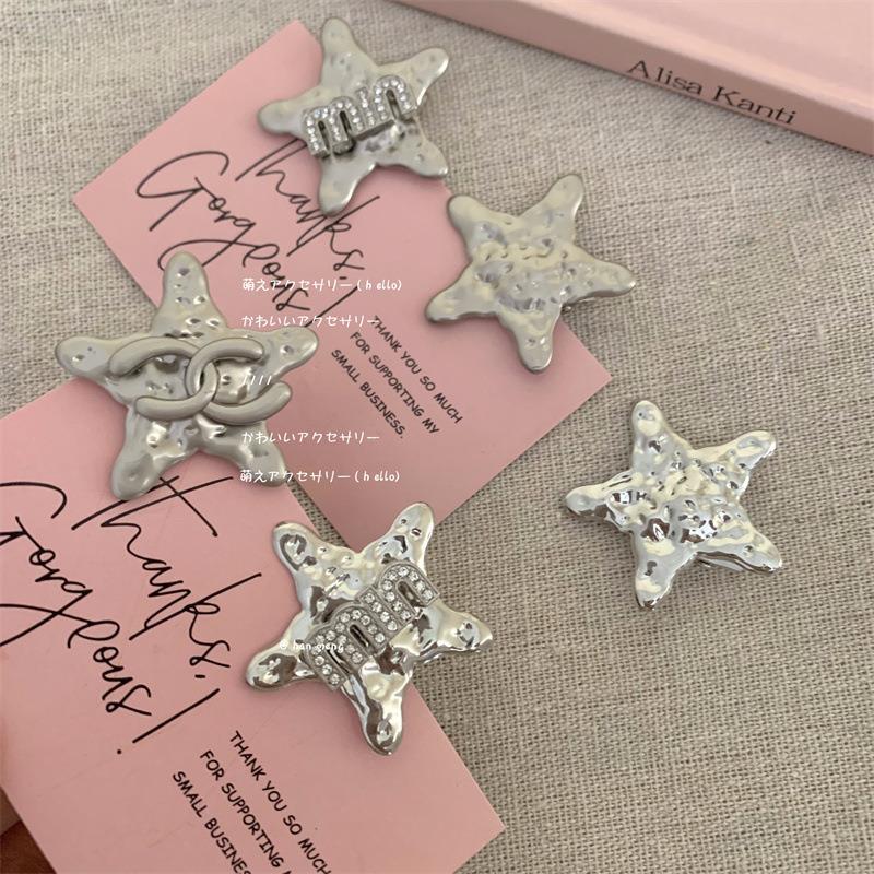 Dopamine y2k Sweet and Cool Spice Girl Star Metal Hair Clip, Cute bangs Clip Side Clip Broken Hair duckbill Clip Hair accessory Specification drawing