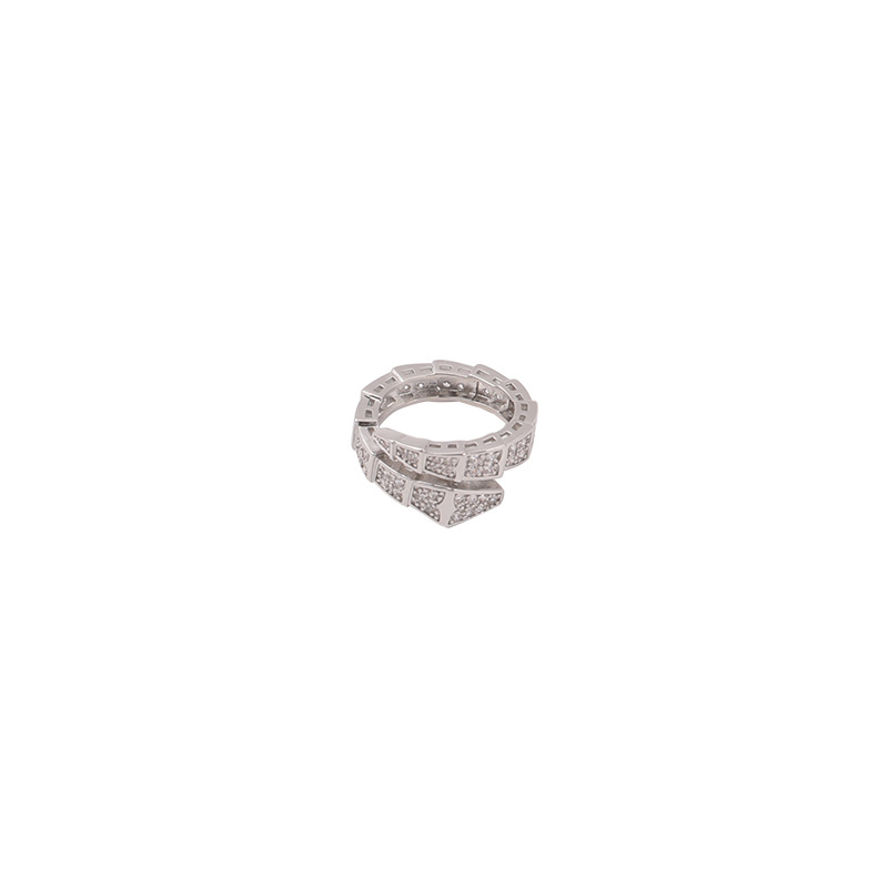 This is a light luxury and high-end ring with a unique and exquisite design for women. It is a trendy index finger ring that has become a social media sensation. It is fashionable and individual, and has a trendy opening ring on Instagram Item Picture