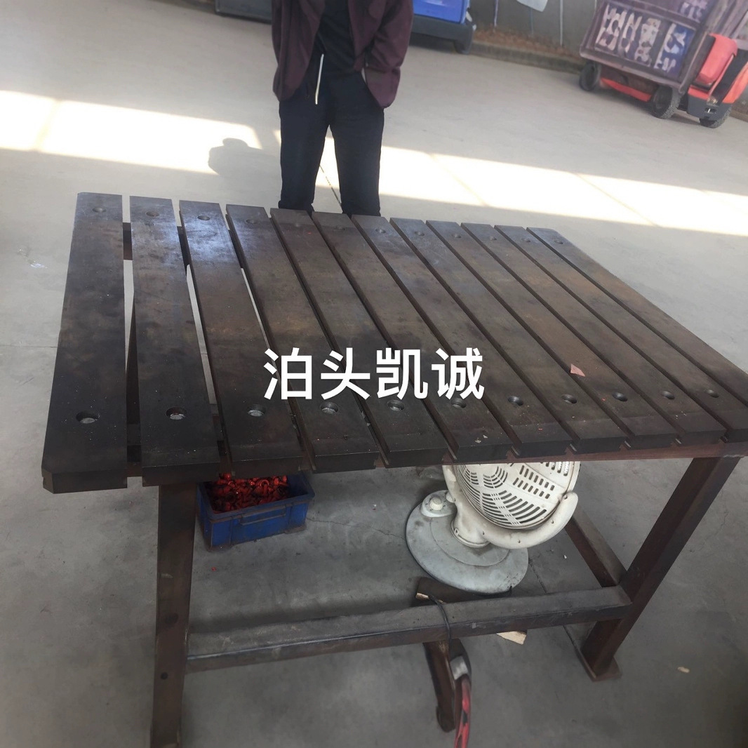 The manufacturer's channel type combination welding workbench, high-speed and quick clamping, CNC processing technology, large, medium and small welding tables Specification drawing
