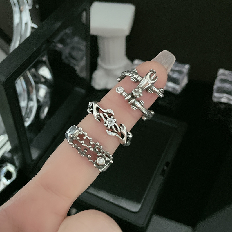 Irregular retro, aged, simple open ring, trendy and cool unisex style index finger ring, a niche design ring Specification drawing