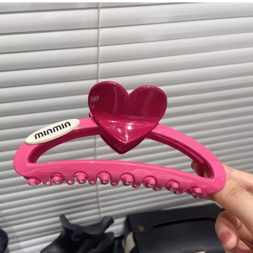 The new back head hair clip in dragon fruit color, miu letter hair clip, elegant hair clip with abundant hair volume, shark clip details Picture