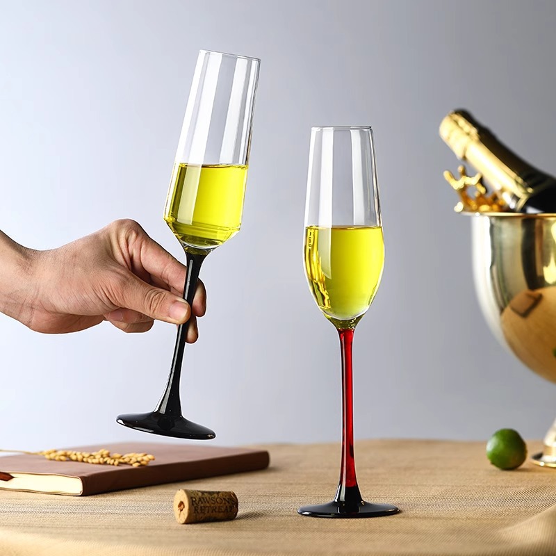 European red stem champagne glass, high appearance level, tall glass, small era sparkling wine glass, glass, champagne glass, wine glass Application Scenario