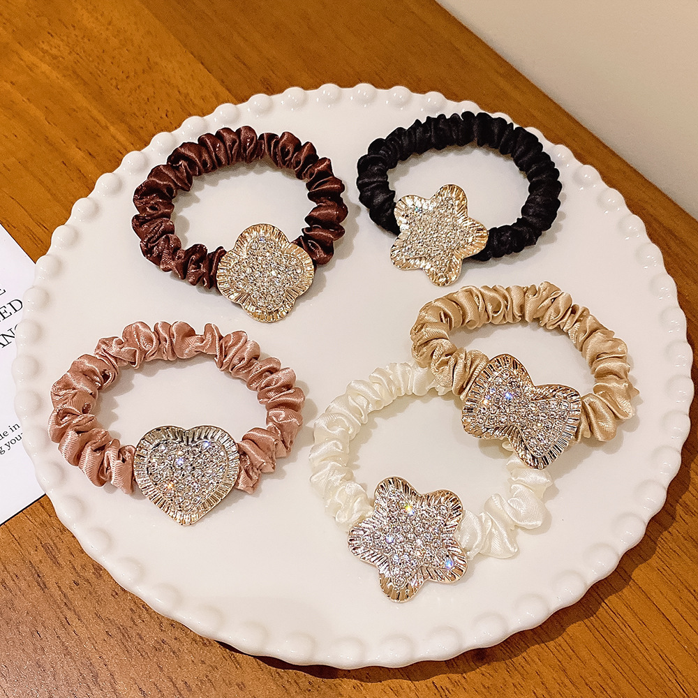 The Korean-style high appearance level small intestine hair band, lady's hair tie, high-end feel, rhinestone hair tie, hair band, and hair tie are exquisite details Picture