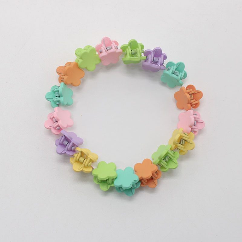 Korean-style candy-colored cute mini small children's gripper, pure color princess sweet broken hair bangs gripper Item Picture