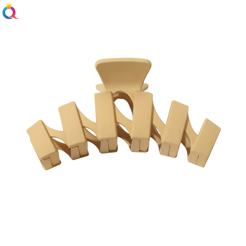 Qiyue Cross-border Yiwu Hair clips, coil hair grippers, simple shark clips, large wavy hair grippers, hair accessories wholesale Item Picture