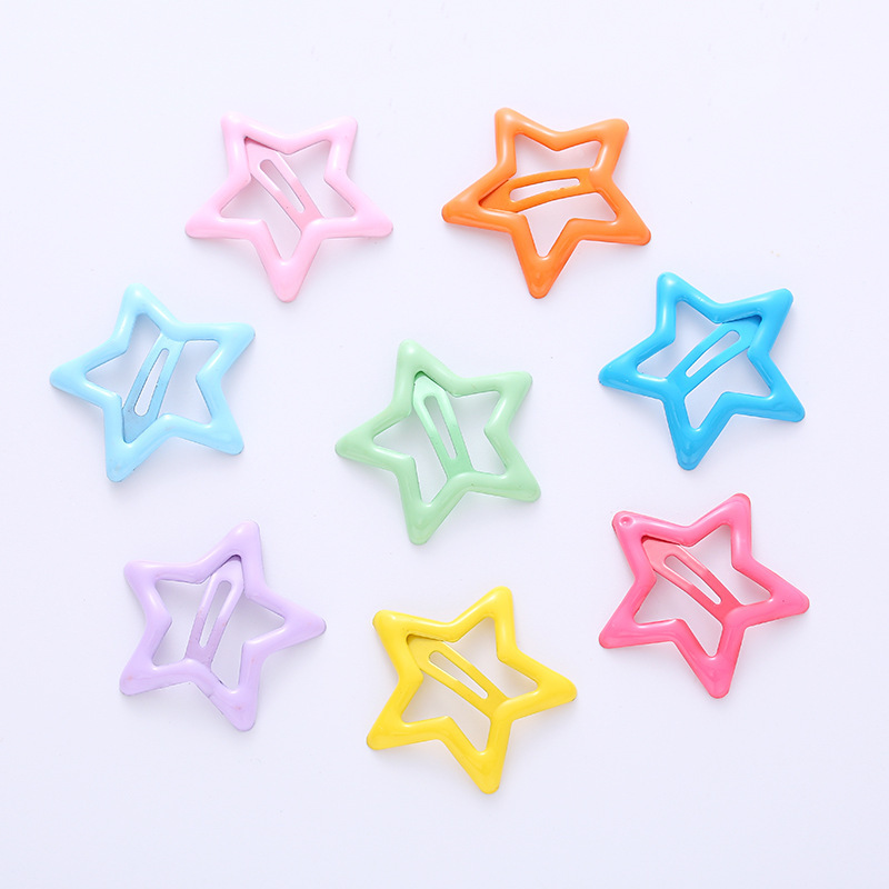 Dopamine hair clips, children's bangs hair clippers, colorful ins five-pointed star BB clips, y2k star hair clips Application Scenario