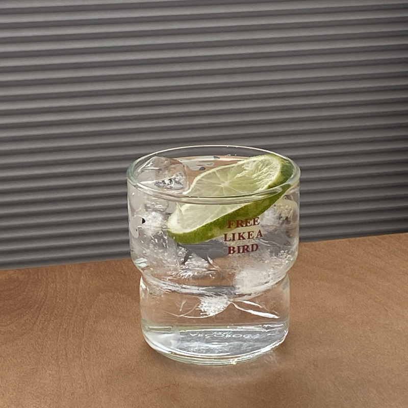 The ins clear and transparent Bird niche coffee cup features a simple yet sophisticated feel. It can withstand high temperatures and is as free as a bird Specification drawing