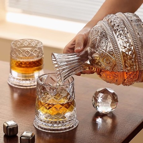 Star Diamond rotating decanter, light luxury unbreakable figure, high-end rotating cup, retro decanter, crystal glass, quick Specification drawing