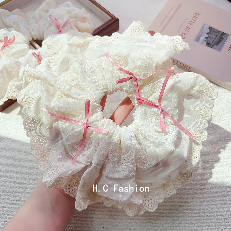 The 2025 new style of super fairy bow, sweet large intestine hair band, ballet style, gentle lace hair tie and hair accessory Application Scenario
