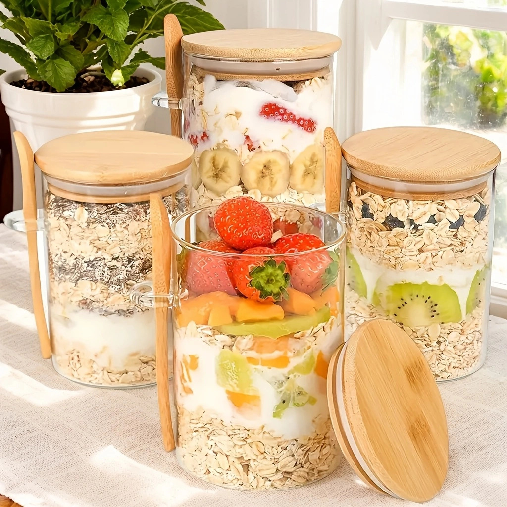 High borosilicate milk oat glass bottle with lid, spoon sealed jar, kitchen seasonings, coarse grains storage glass jar full figure