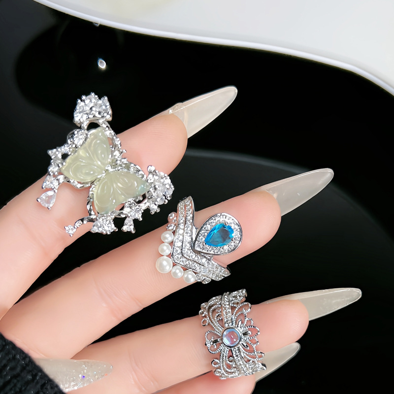 New Chinese-style court-style chalcedony butterfly high-end ring, women's hollowed-out light luxury water drop sea blue zircon exquisite ring details Picture