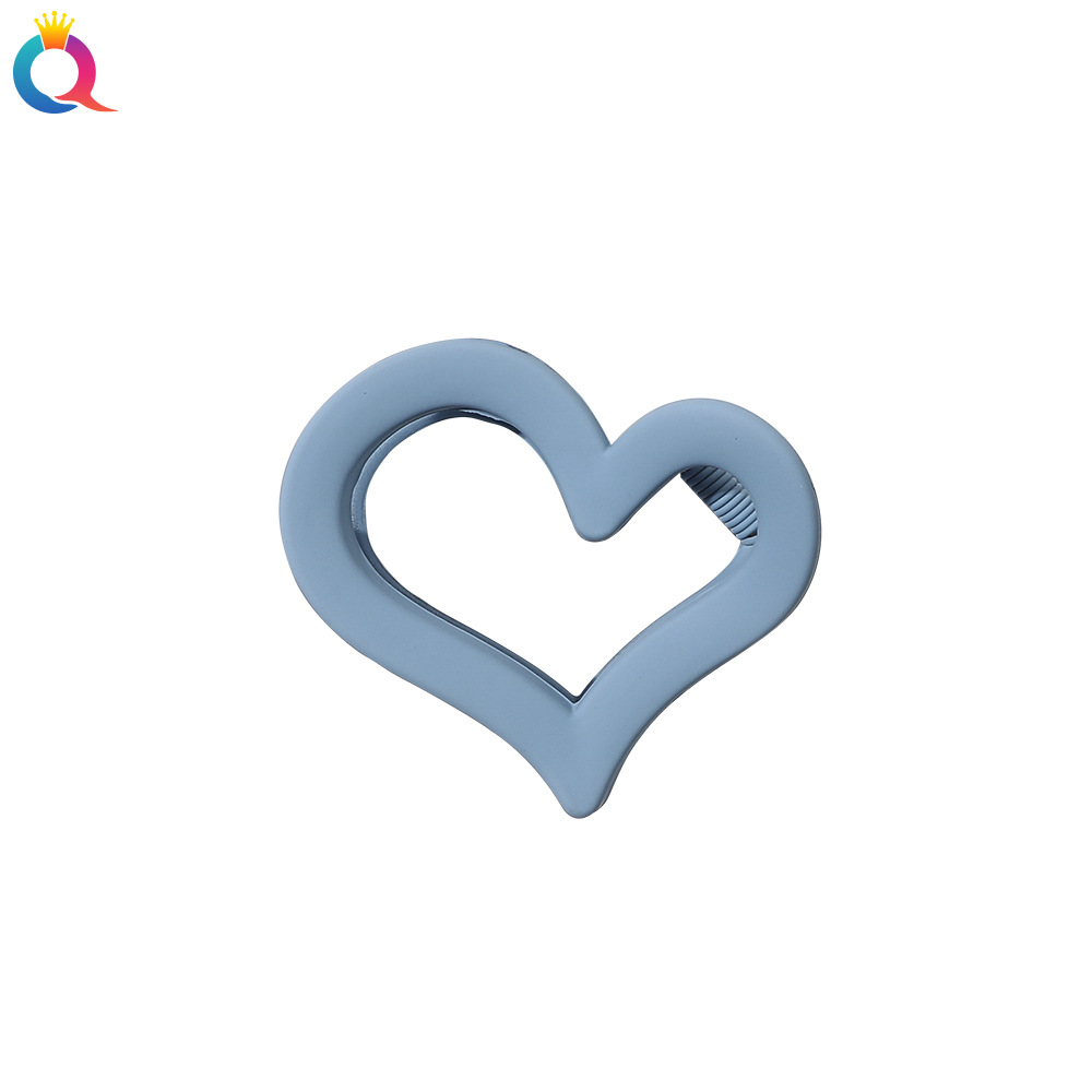 Wholesale of Qiyue Korean retro and simple style back head hair gripper plastic small women's fashionable heart-shaped gripper Item Picture