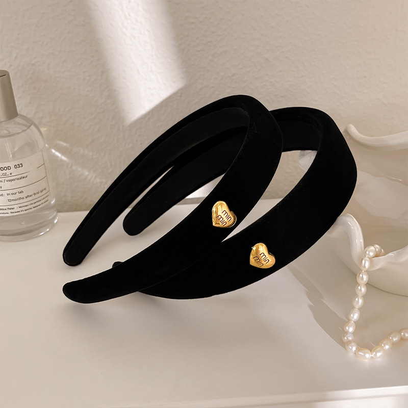 Maillard Wind Metal black hair band for Girls, high top pressure hair band, retro velvet face wash hair band, women's hair accessory Specification drawing