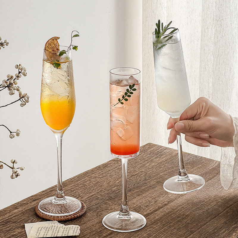 Classic glass champagne glass set: High appearance level straight tall glass for home use, and light luxury high-end cocktail glass for commercial use details Picture