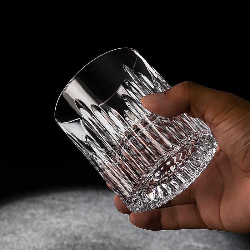 Whisky wine glasses, vintage crystal glass wine glasses, brandy glass glasses, beer glasses, spirits glasses Application Scenario