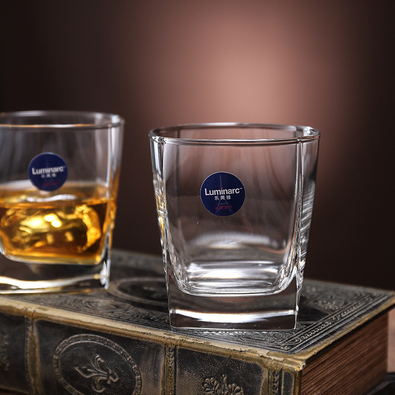 Le Meiya thick-bottomed square glass, Stoning glass, heat-resistant water glass, juice glass, foreign wine glass, beer glass, whisky glass Application Scenario