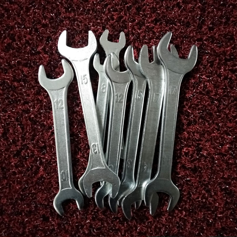Discounted sales of self-made galvanized stamped open-end wrenches for children's strollers and bicycles, double-head open-end matching fixed wrenches full figure