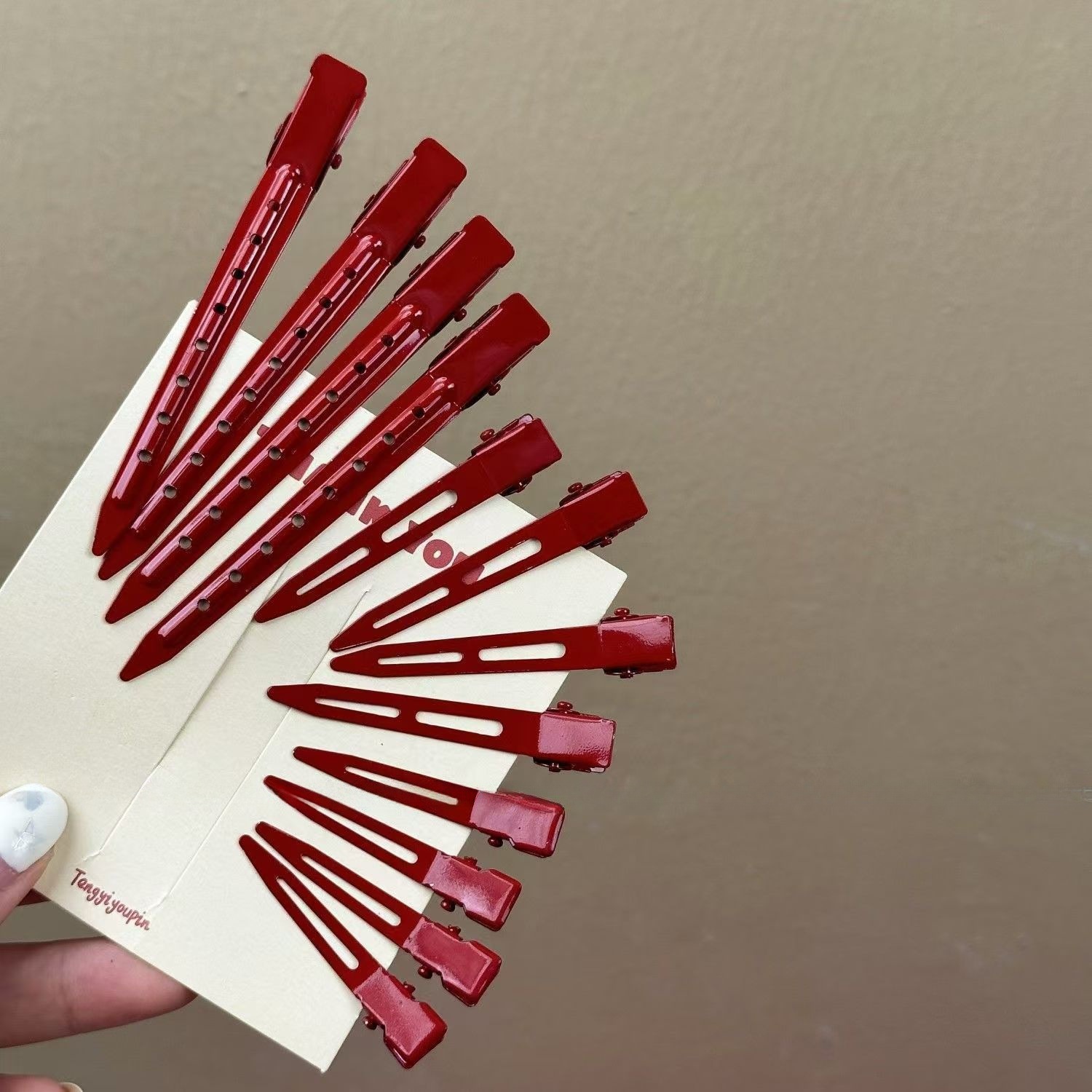 Ankela red hair clip, fluffy positioning clip, bangs, duckbeak clip, straight clip, makeup, fixed hair clip, headwear details Picture
