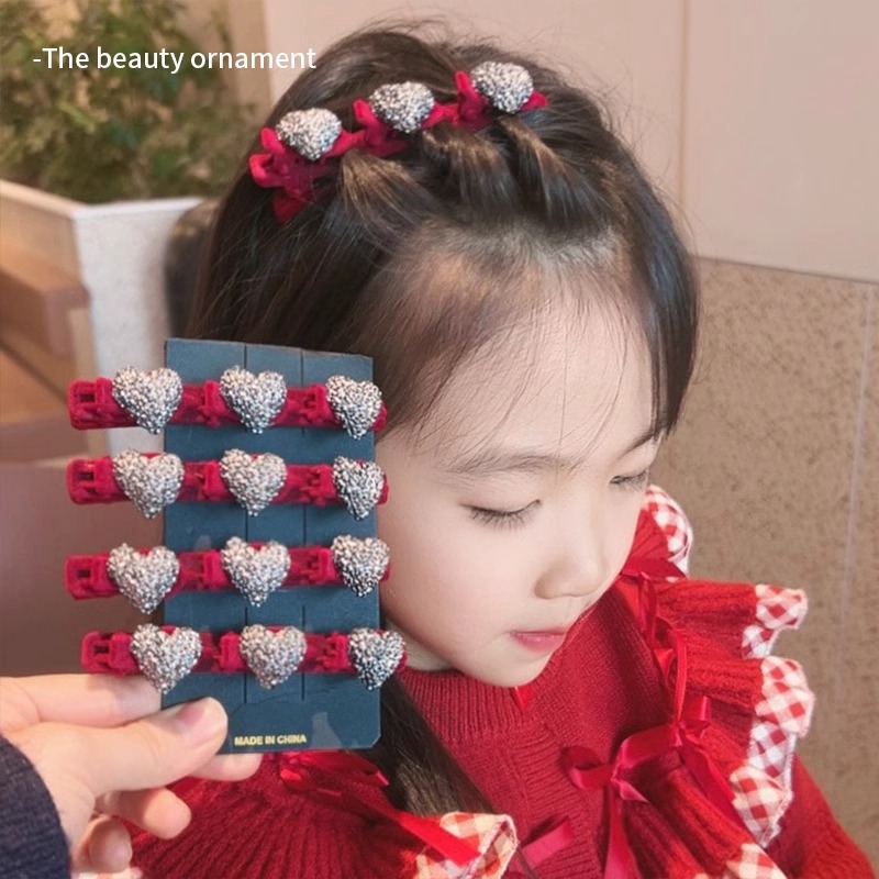 New Year's red velvet heart-shaped braided hair clips, a perfect tool for women's broken hair arrangement, and a children's side bangs one-line clip hair accessory Application Scenario